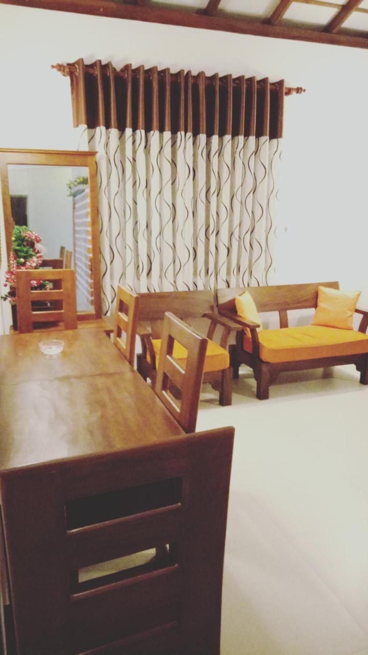 Villa Hilltop By Yehansa With Unlimited Fiber Wifi Hikkaduwa Buitenkant foto